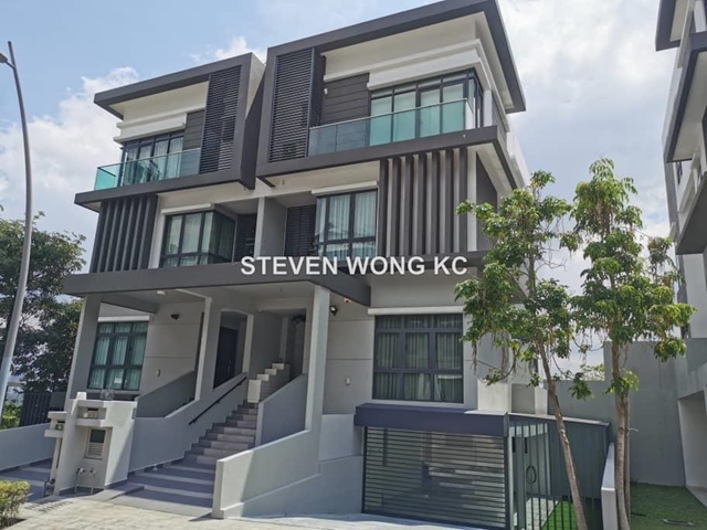 Desa Hill Villa, Desa Petaling