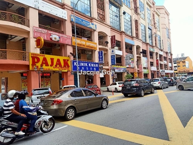 Diamond Square Commercial Center, Off Jalan Gomabk, Setapak