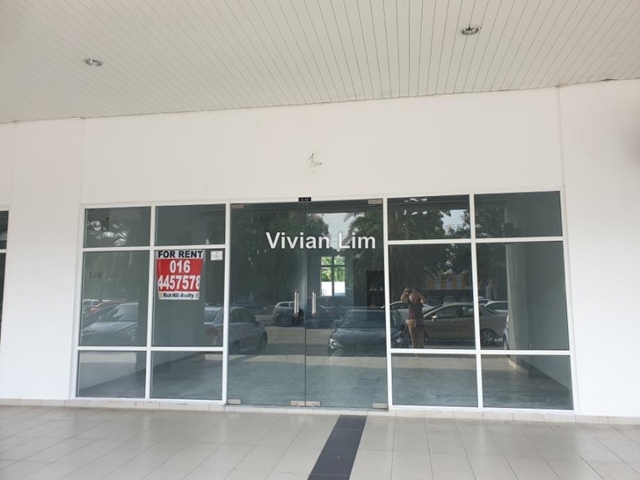 Frontage, Pauh Jaya