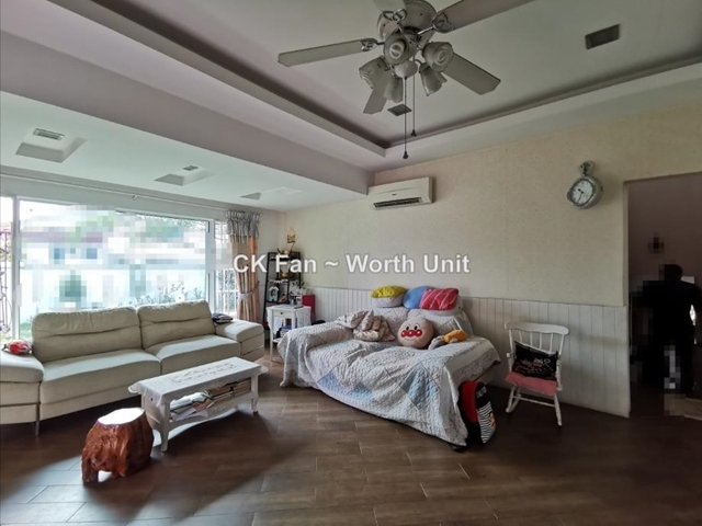 CORNER, Sri Petaling, Sri Petaling