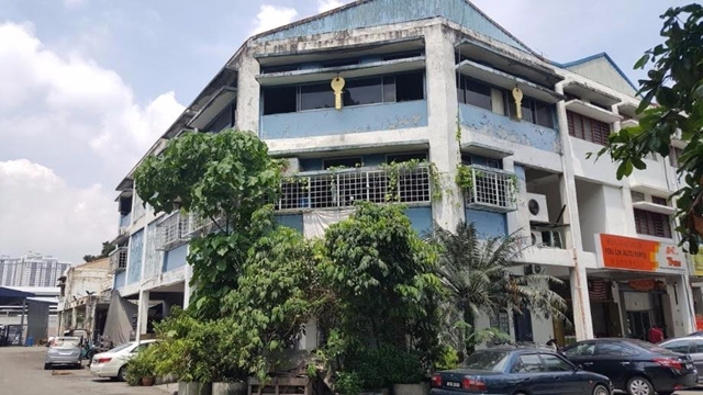 jalan segambut, kepong , jalan ipoh Corner Link factory 4 bedrooms