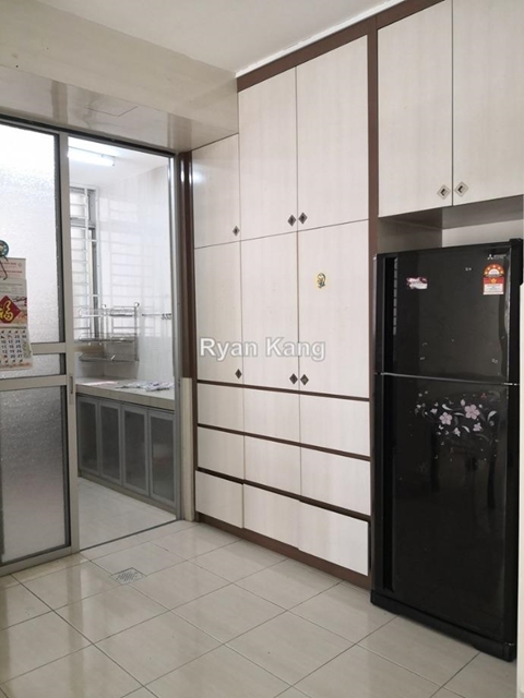 Kipark Apartment, Taman Tampoi Indah, Tampoi