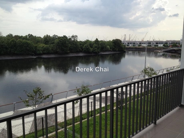 Wateredge residences @ senibong cove , Masai
