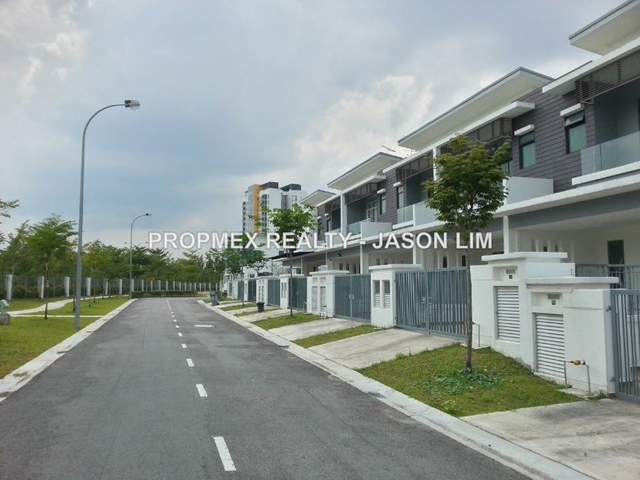 Canal Garden, Horizon Hills, Horizon Hills