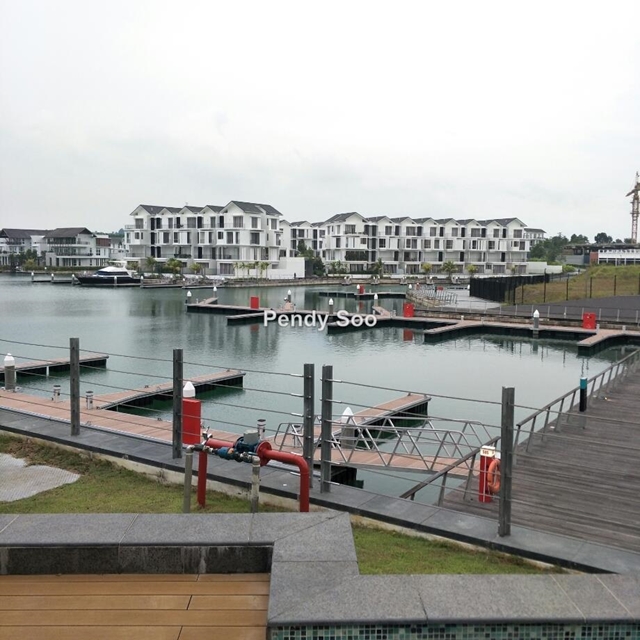 Emerald Bay 4 sty courtyard house, Puteri Harbour