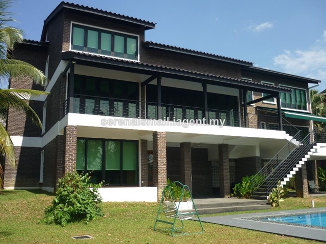 Kajang, Country Heights