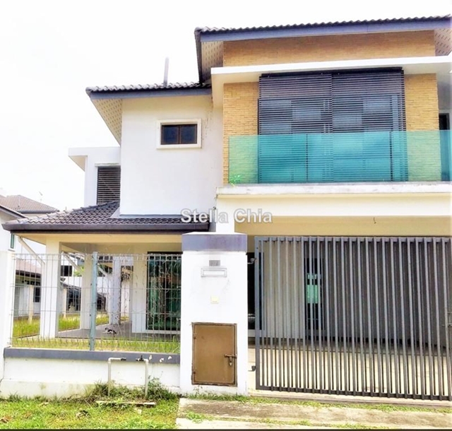 Taman Laguna, Johor Bahru Intermediate Semidetached House 6+1 bedrooms