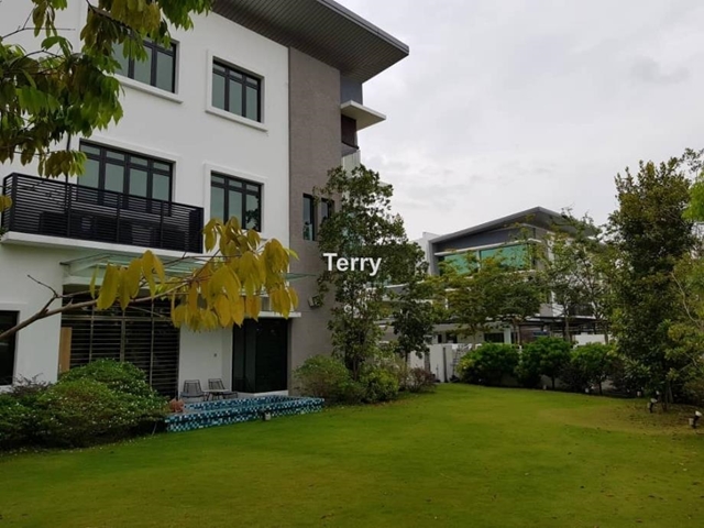 Sierra 16, Puchong