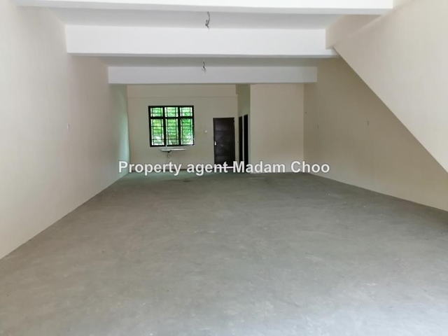 Double Storey Shop at Taman Teknologi Cheng, Cheng