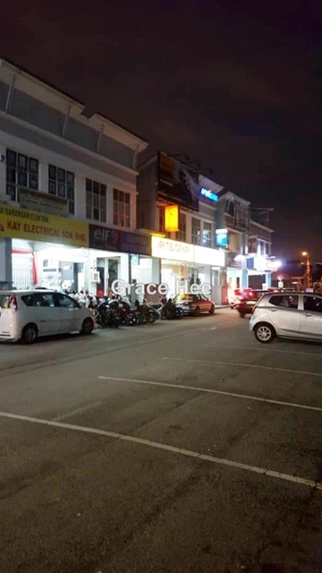 Dato Demang Seri Kembangan Putra Permai, Seri Kembangan