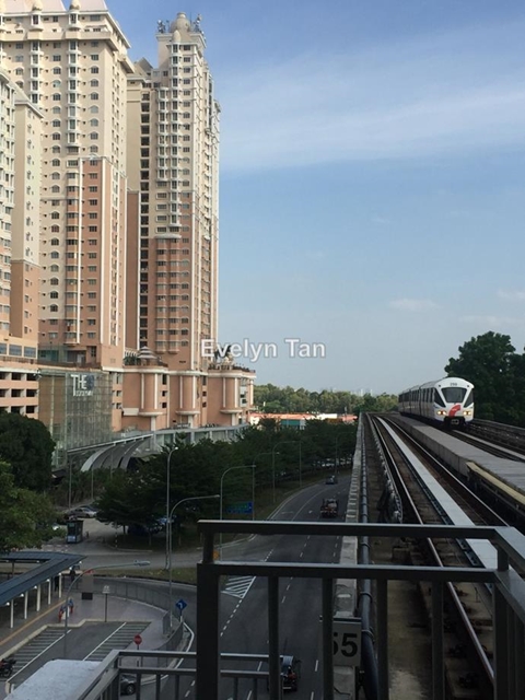 Rhythm Avenue, Subang Jaya