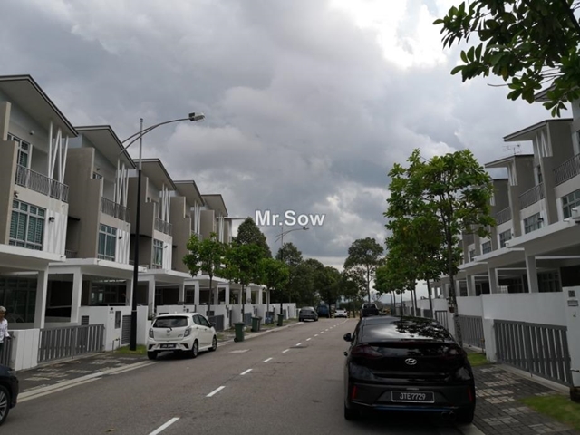ECO CASCADIA, Dato Onn Seri Austin, Johor Bahru