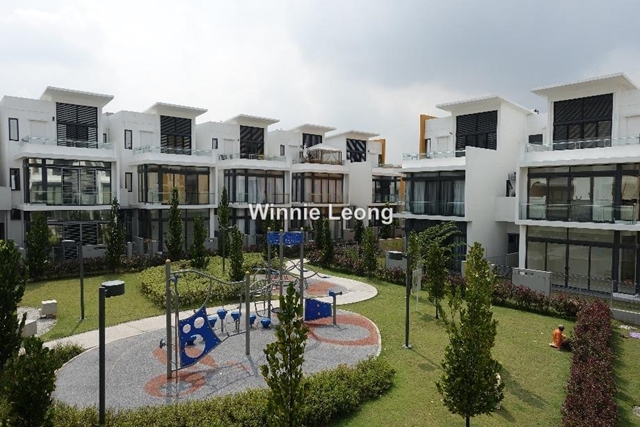 reed lake fields sungai besi