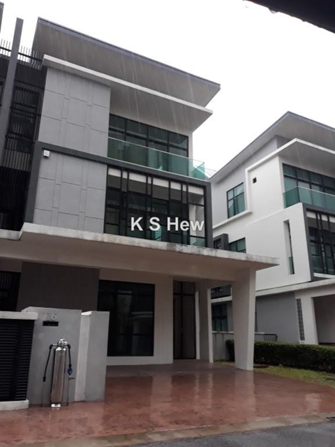 The Park Laman Serdang, Seri Kembangan Intermediate Semi-detached