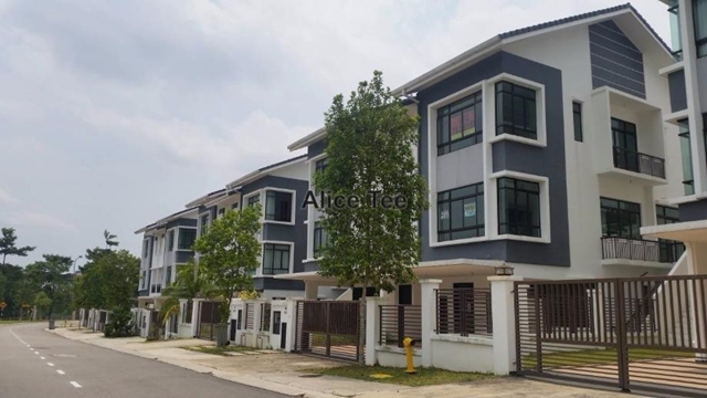 Golf East, Horizon Hills, Iskandar Puteri (Nusajaya)