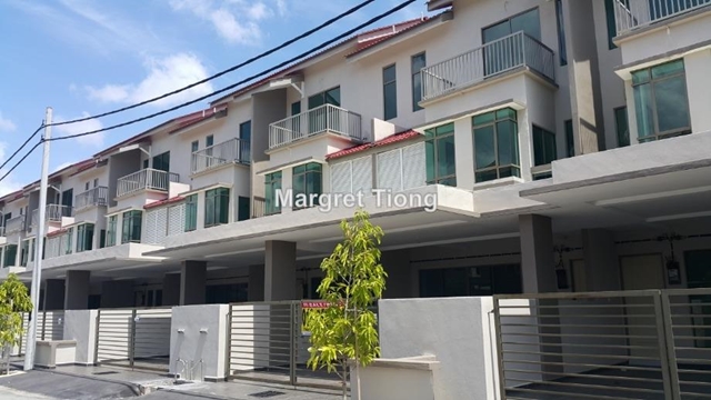 Promenade Villa Tanjung Lumpur Kuantan Intermediate 2 5 Sty Terrace Link House 5 Bedrooms For Sale Iproperty Com My
