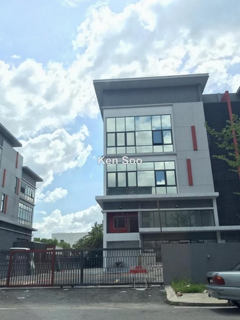 SEKITAR 26, SEKSYEN 26, SHAH ALAM, USJ, SUBANG Intermediate Semi D