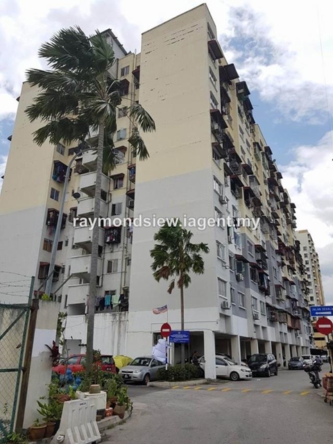 Seri Aman Apartment Apartment 3 Bedrooms For Rent In Petaling Jaya Selangor Iproperty Com My