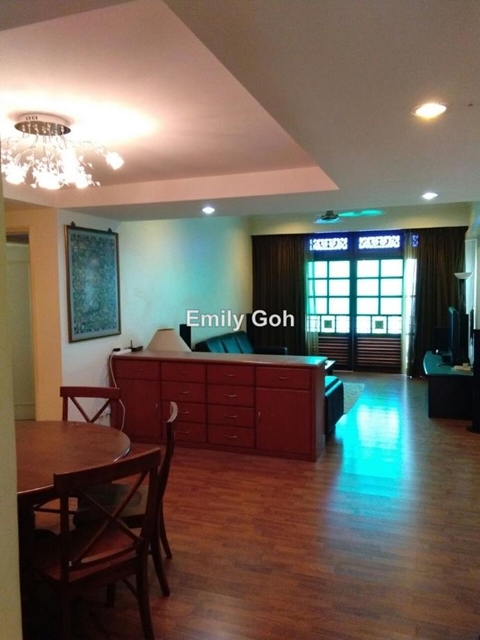Ocean Palms Condominium, Klebang
