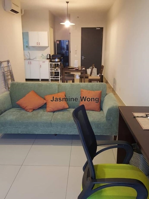 Univ 360 Place, Seri Kembangan
