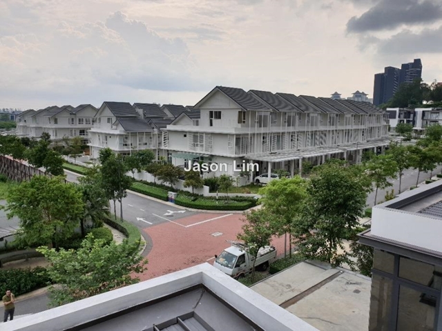 Senja Residence Super Link The Mines, Seri Kembangan
