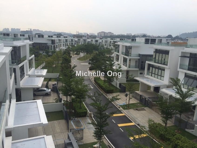 Lakefield The Grove , Sungai Besi