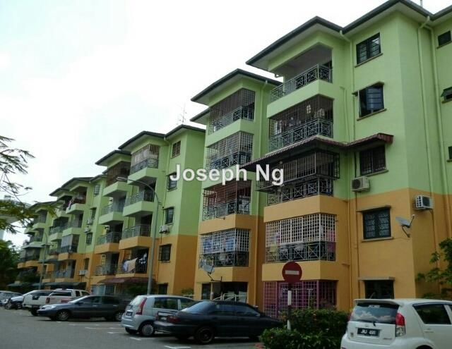 Lily & Jasmine Apartment, Taman Tampoi Indah, Tampoi