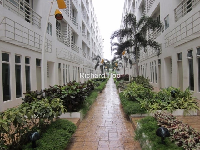 10 boulevard petaling jaya