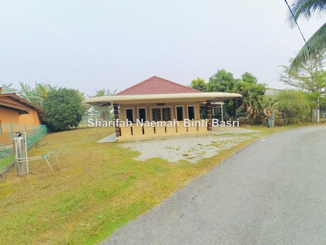 Kg Haji Ismail, Ampangan
