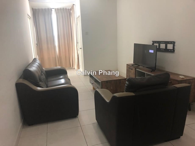 Akademik Suite, Austin Heights, Tebrau