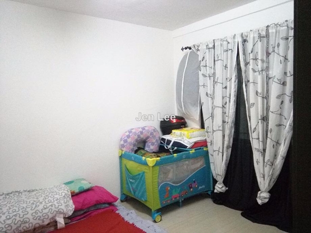 Pangsapuri Saga Suria Intermediate Flat 3 Bedrooms For Sale In Ampang Selangor Iproperty Com My