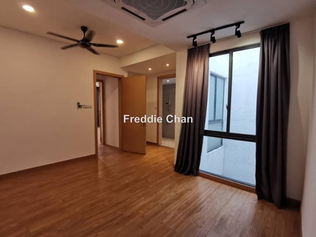 Empire Residences, Damansara Perdana