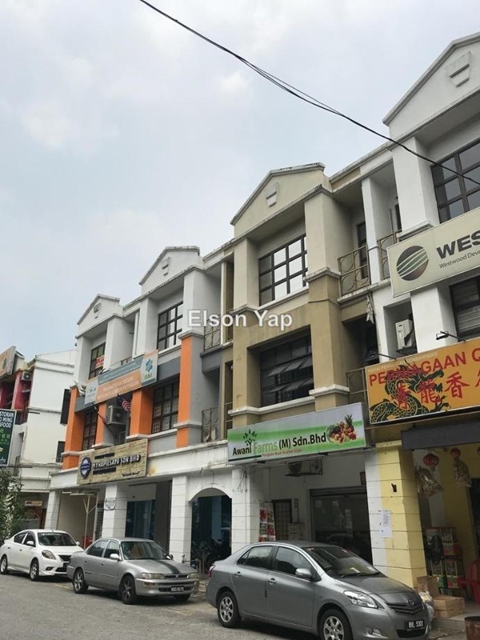 Paragon Utama, Selayang