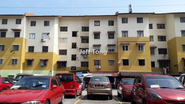 Pangsapuri Sri Meranti Flat 3 bedrooms for rent in Bandar Sri Damansara