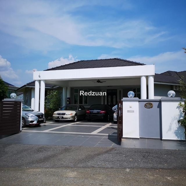 villa 16,000ft urgent sale melaka perdana, Melaka Tengah