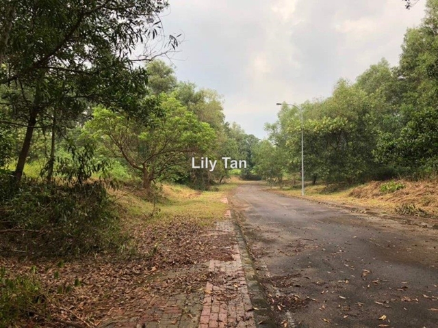 Bayu Lake Homes, Mantin