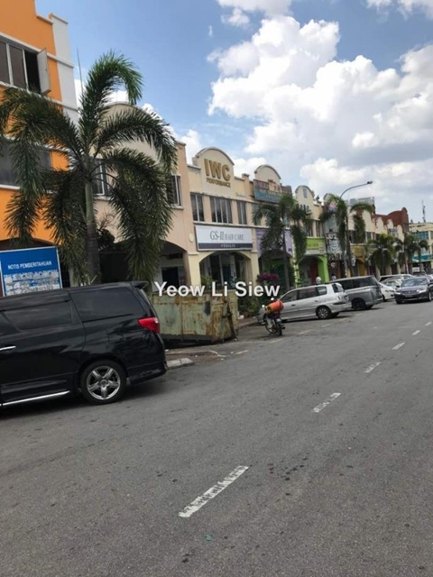 Jalan Desa Cahaya, Taman Desa Bukit Cahaya, Taman Desa
