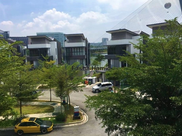 Presint 8 Ayer 8, Putrajaya