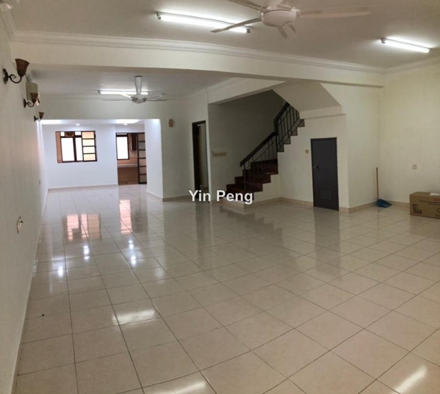 BU 6, Bandar Utama 2.5sty Terrace/Link House 5 bedrooms for rent