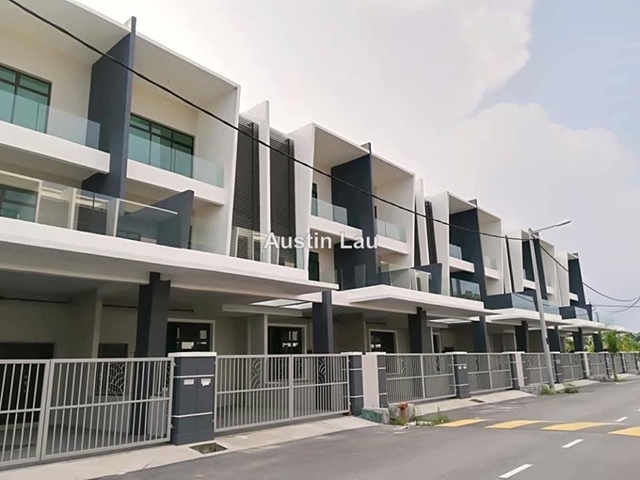 Ujong Pasir