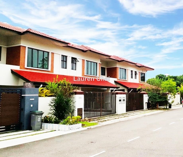 Taman Laguna Bukit Indah Horizon Hills, Johor Bahru Intermediate 2