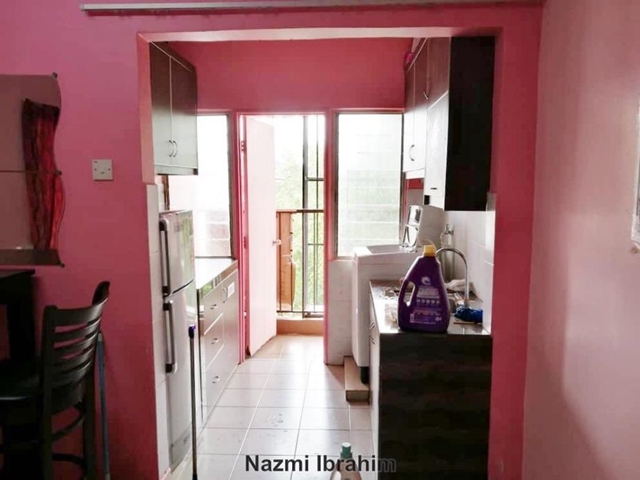 Sri Indah Apartment Apartment 3 Bedrooms For Sale In Serdang Selangor Iproperty Com My