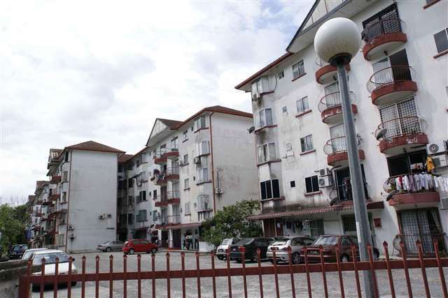 Desa Mutiara Flat 3 Bedrooms For Sale In Kajang Selangor Iproperty Com My