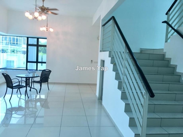 Jln indah 1x bukit indah, Johor Bahru