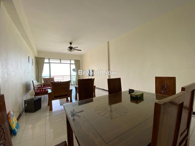 Ocean Palms Condominium, Klebang