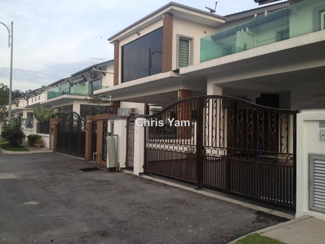 2 Story Semi-D House Saujana Emas Kajang, Kajang