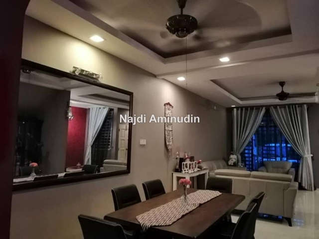 Teres Dua Tingkat Taman Aman, Kangar