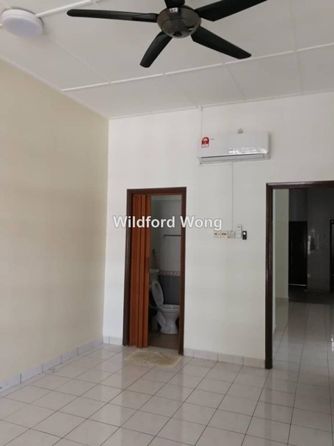 15 Taman Molek, Johor Bahru