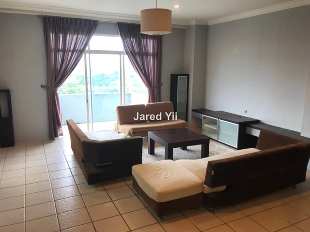 De Summit Condominium, Kuching