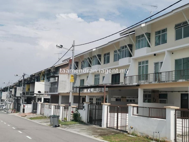 Taman Scientex Jalan Scientex Jaya 22 Senai Triplex 3 Sty Terrace Link House 4 Bedrooms For Sale Iproperty Com My